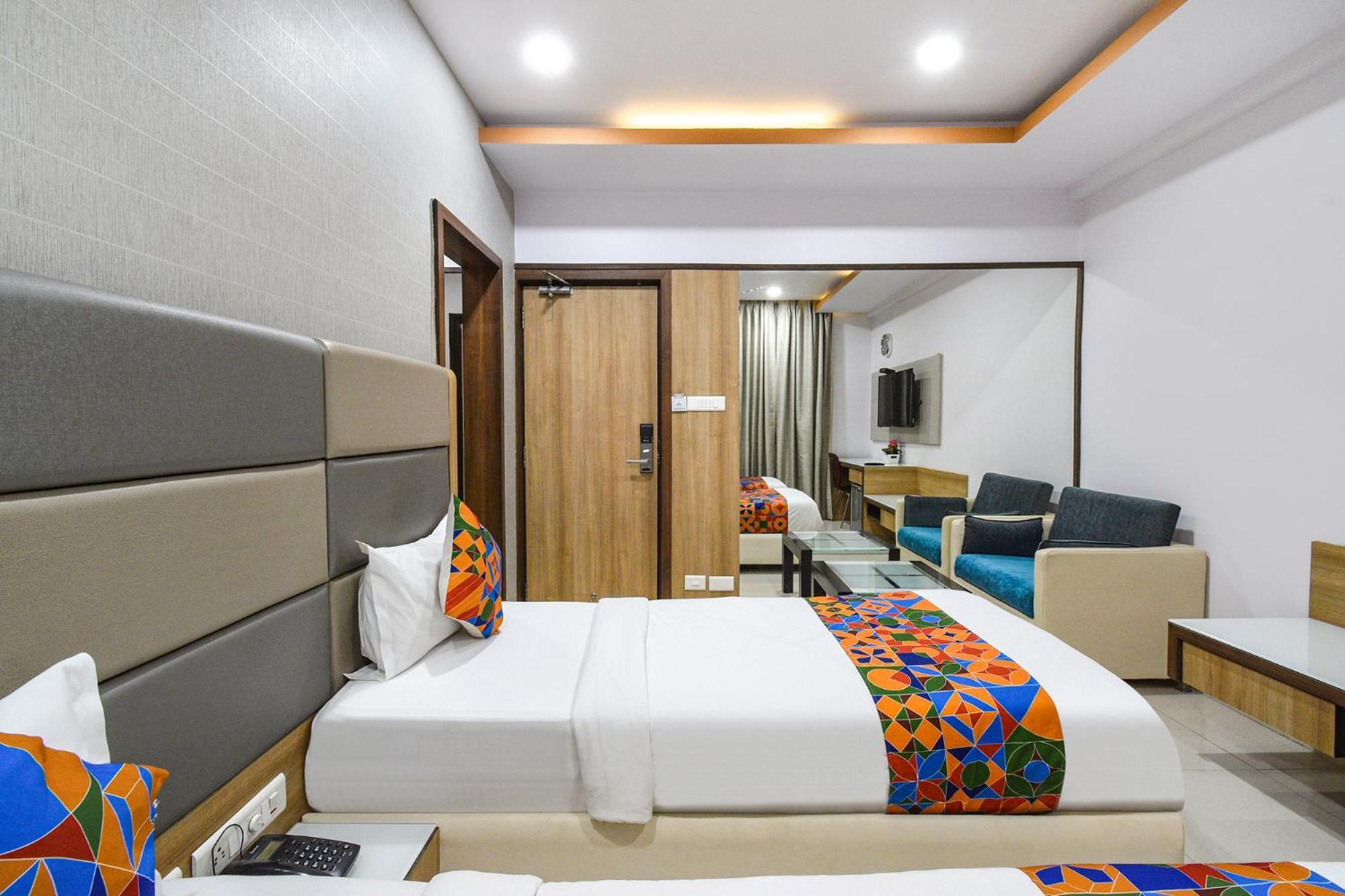 היידראבד Fabhotel Aditya Homes - Nr Isb, Gachibowli מראה חיצוני תמונה